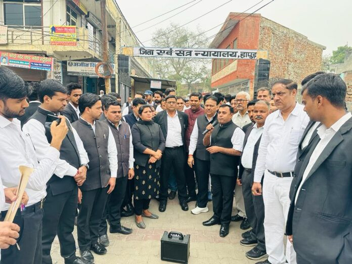 Advocates protesting at the court gate
