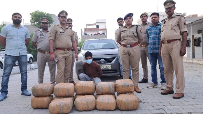 Police team with the arrested accused