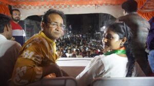 Congress candidate manvi singh in public meeting