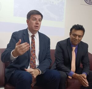 Hapur news अमेरिकन एजुग्लोबल स्कूल (aes)का भव्य समारोह के साथ सत्र हुआ शुरू