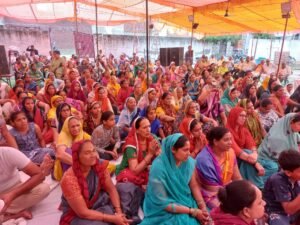 Devotees listening to sermon