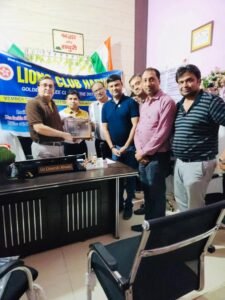 Hapur news लायंस क्लब हापुड़ ने चिकित्सकों का किया सम्मानित