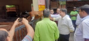 Meerut News पेयजल योजना का कार्य धीमे मिलने पर प्रबंध निदेशक अनिल ढींगरा ने दिए एफआरआर के आदेश Managing Director Anil Dhingra1
