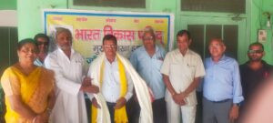 Hapur news धनौरा में नेत्र जांच शिविर का हुआ आयोजन