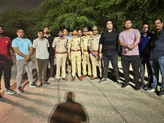 noida police