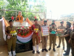 Hapur news श्रीमती कमला अग्रवाल गर्ल्स इंटर कॉलेज में धूमधाम से मनाया स्वतंत्रता दिवस, निकाली रैली 12 Hapur news श्रीमती कमला अग्रवाल गर्ल्स इंटर कॉलेज में धूमधाम से मनाया स्वतंत्रता दिवस, निकाली रैली