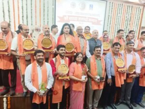 Noida सम्मान समारोह में शारदा सर्वज्ञ पीठ का जीर्णोधार की उठी मांग, देशभर से जुटे 61 विभूतियों को किया सम्मानित 11 Noida सम्मान समारोह में शारदा सर्वज्ञ पीठ का जीर्णोधार की उठी मांग, देशभर से जुटे 61 विभूतियों को किया सम्मानित