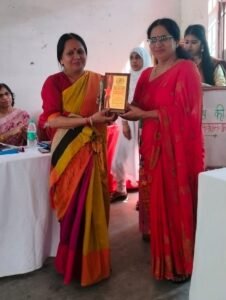 Hapur एकेपी में मनाया गया शिक्षक दिवस