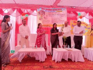 Hapur जिला अस्पताल में विश्व मानसिक स्वास्थ्य दिवस पर स्वास्थ्य शिविर का आयोजन