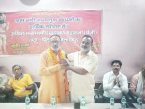 Hapur देवरिया में हुए नरसंहार की निंदा, आरोपियों की गिरफ्तारी की मांग 11 Hapur देवरिया में हुए नरसंहार की निंदा, आरोपियों की गिरफ्तारी की मांग