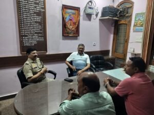 Hapur:नवरात्रों पर कड़ी रहेगी सुरक्षा व्यवस्था , मंदिरों पर तैनात रहेगा पुलिस बल
