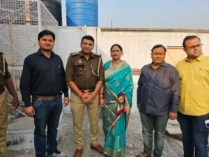 Bird Hospital स्वस्थ परिंदे किए आजाद : हापुड़ के इस अस्पताल में पक्षियों का होता है नि:शुल्क इलाज Bird Hospital1