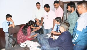 D.T.P. Vaccination डी.टी.पी.टीकाकरण अभियान के तहत डीएम स्कूल में छात्रों का किया टीकाकरण
