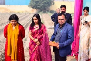 Dairy Farm and Processing Unit इन्वेस्ट यूपी के तहत हापुड़ में डेयरी फार्म एवं प्रोसेसिंग यूनिट की रखी गई आधारशिला