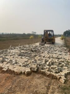 HPDA चितौली रोड पर गरजा बाबा का बुलडोजर, 19300 हजार वर्ग मीटर अवैध प्लाटिंग की ध्वस्त HPDA चितौली रोड पर गरजा बाबा का बुलडोजर, 19300 हजार वर्ग मीटर अवैध प्लाटिंग की ध्वस्त