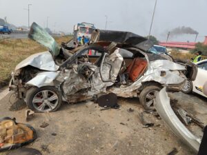 Accident दो गाड़ियों की हुई भीषण भिड़ंत, दो महिलाओं की मौत, चार घायल