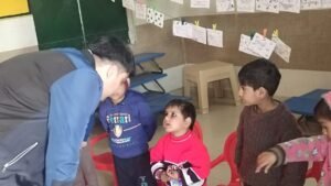 Anganwadi center आंगनबाड़ी केन्द्र अनवरपुर की हालत देखकर नाराज हुए सीडीओ, मांगा स्पष्टीकरण