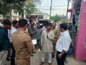 Accident news अनियंत्रित होकर पलटा छोटा हाथी, 23 घायल, मची अफरा तफरी