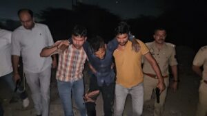 Noida Crime News पंखिया गैंग का शातिर सदस्य मुठभेड़ में हुआ घायल, नेवी अधिकारी के घर डाला था डाका