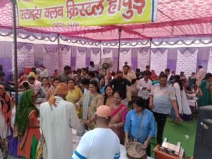 Alliance Club Crystal एलाइंस क्लब क्रिस्टल ने ब्रजघाट में किया भंडारे का आयोजन