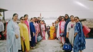 Hapur वृद्धाश्रम में जाकर बुजुर्गों का लिया आशीर्वाद 11 Hapur वृद्धाश्रम में जाकर बुजुर्गों का लिया आशीर्वाद