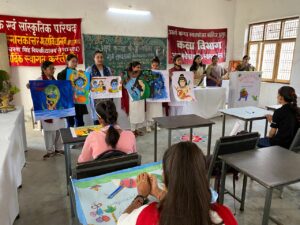 Hapur आर्य कन्या स्नातकोत्तर महाविद्यालय में आयोजित हुई चित्रकला प्रतियोगिता Hapur ---