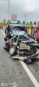 Hapur सड़क हादसे में डिप्टी सीवीओ हुई घायल, अस्पताल में भर्ती