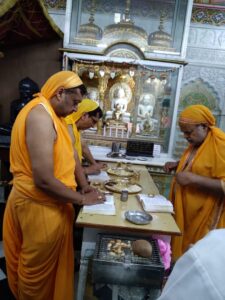 Hapur जैन धर्म के दशलक्षण महा पर्व का दूसरा दिन उत्तम मार्दव धर्म मनाया गया Hapur -