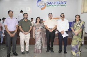 Hapur संस्कार कॉलेज ऑफ फार्मेसी एंड रिसर्च मनाया ने फार्मासिस्ट दिवस, लगाया रक्तदान शिविर Hapur----