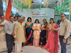 Hapur जैन धर्म के दशलक्षण महापर्व के नवें दिन उत्तम आंकिंचन धर्म मनाया