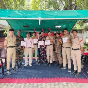 Hapur गांधी, शास्त्री जयंती पर एनसीसी कैडेट्स ने किया रक्तदान Hapur---