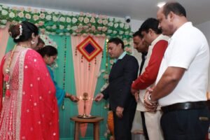Hapur एलायंस क्लब हापुड क्रिस्टल ने मनाया करवाचौथ, दीपावली महोत्सव Hapur--