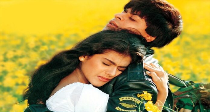 Dilwale Dulhania Le Jayenge Statue
