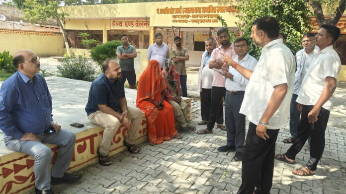 The game of bribery was exposed during the surprise inspection of DM Abhishek Pandey