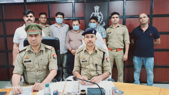 Hapur में एचडीएफसी बैंक कर्मचारी सहित तीन साइबर अपराधी गिरफ्तार, 14 लाख की ठगी का खुलासा