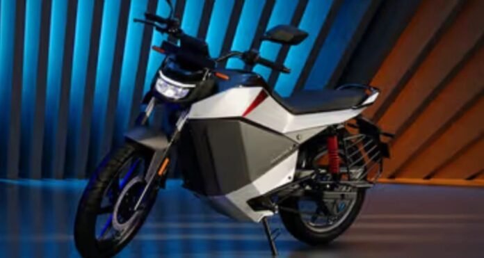 Ola Electric Bike Price ओला की पहली इलेक्ट्रिक बाइक पर मिल रहा ₹10,000 का फायदा, सिंगल चार्ज में चलती है 252 km
