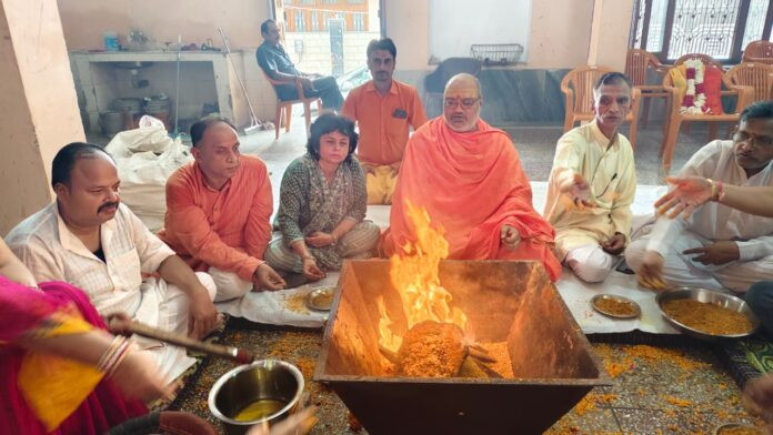 Hapur- Hapur-