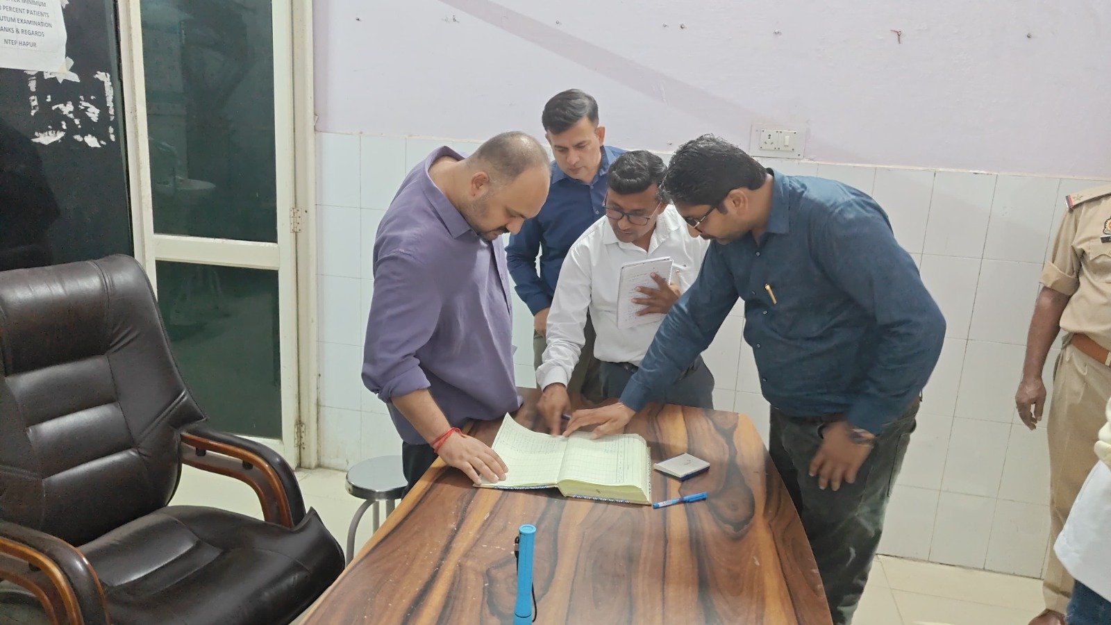Hapur-