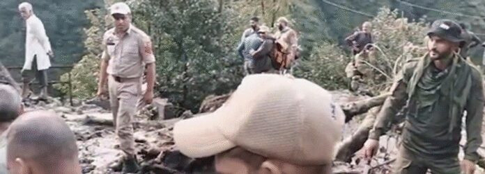 रियासी में बादल फटने से एक ही परिवार के 7 लोगों की मौत