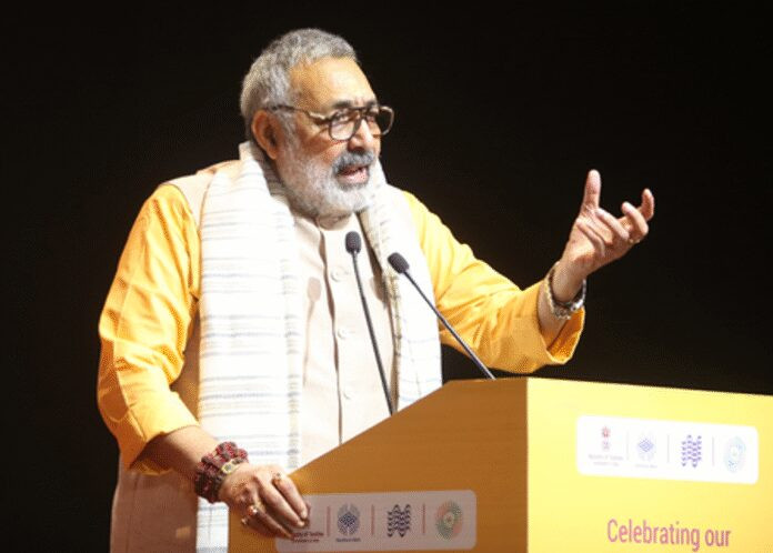 'कांग्रेस ने सम्राट अशोक का किया अपमान, तेजस्वी गठबंधन से अलग हों', गिरिराज सिंह का आरोप