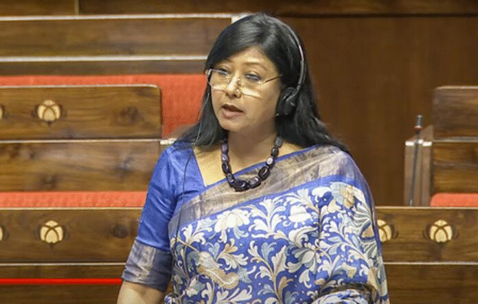 आव्रजन और विदेशी अधिनियम एक्ट लाकर जनता को भ्रमित कर रही है सरकार : जेएमएम सांसद महुआ