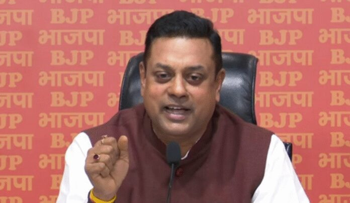 सीएम ममता बनर्जी ने लोकतंत्र को किया शर्मसार: संबित पात्रा