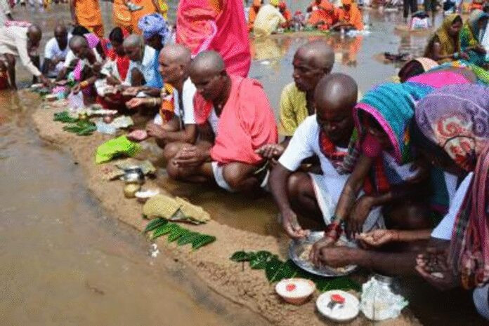 पूर्णिमा श्राद्ध:  जानें क्या है महत्व, पूजा का समय और नियम