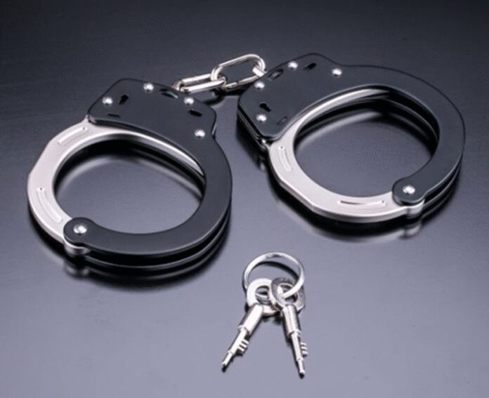 मुंबई ट्रैफिक पुलिस को धमकी भरा मैसेज भेजने वाला आरोपी नोएडा से गिरफ्तार