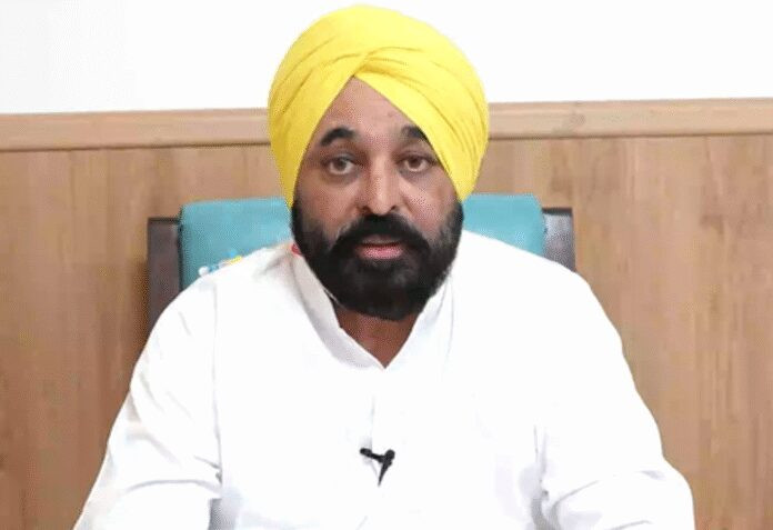 बाढ़ से बर्बाद हुई फसलों के लिए किसानों को मिलेगा बाढ़ से बर्बाद हुई फसलों के लिए किसानों को मिलेगा 20,000 रुपए प्रति एकड़ मुआवजा : भगवंत मान