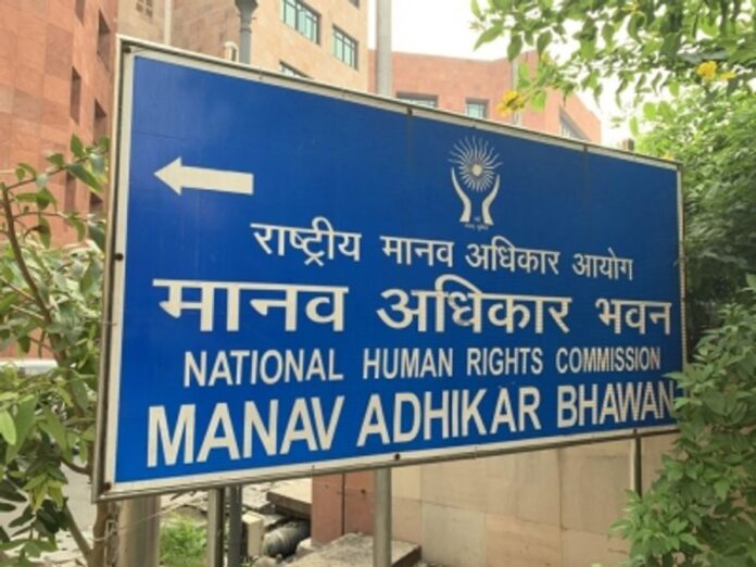 मानव अवशेष ले जाता देखा गया आवारा कुत्ता, एनएचआरसी ने मुख्य सचिव से मांगा जवाब