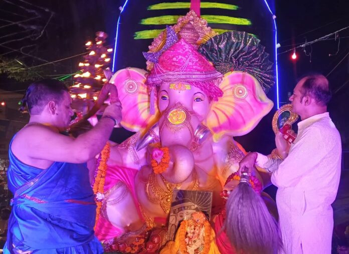 Hapur