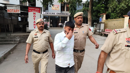 पंचकूला में नाबालिग से रेप के दोषी को कोर्ट ने पंचकूला में नाबालिग से रेप के दोषी को कोर्ट ने सुनाई 20 साल की सजा