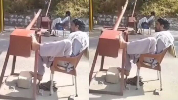 Pakistan Toll Tax Viral Video