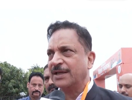 कांग्रेस शासित राज्यों में बिहार के लोगों को अपमानित किया कांग्रेस शासित राज्यों में बिहार के लोगों को अपमानित किया जा रहा है: राजीव प्रताप रूडी